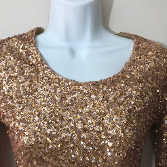 Gold Sequin Dress by Lovers & Friends. Size Xsmall - Picture 4 of 8